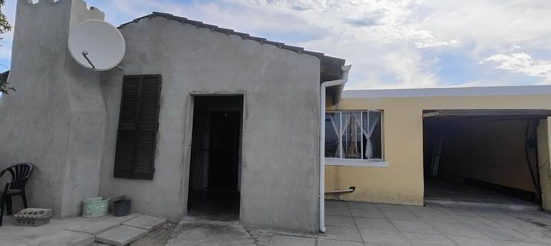4 Bedroom Property for Sale in Sarepta Western Cape